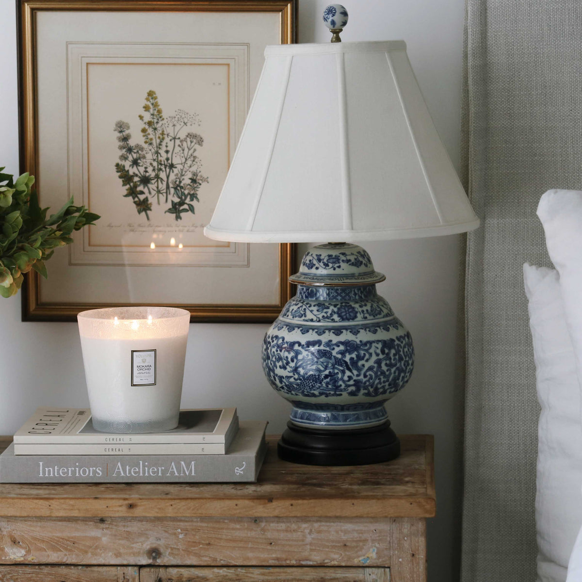 Mokara Orchid - 3 Wick Hearth Candle